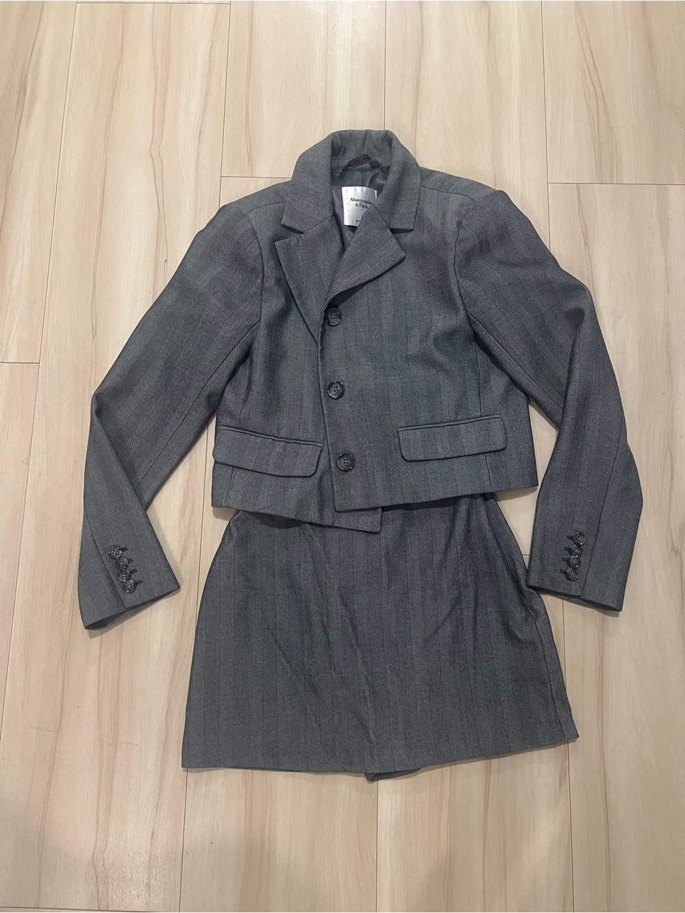 Abercrombie & Fitch Gray Women's Crop Blazer and Skort Set